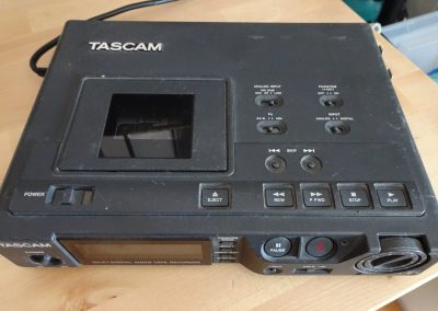 1995 Tascam Digital Audio Tape Recorder DA-P1 - cc29778f 6e37 4184 b715 85331f3600b1